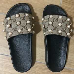 Women GG Slides with Pearls